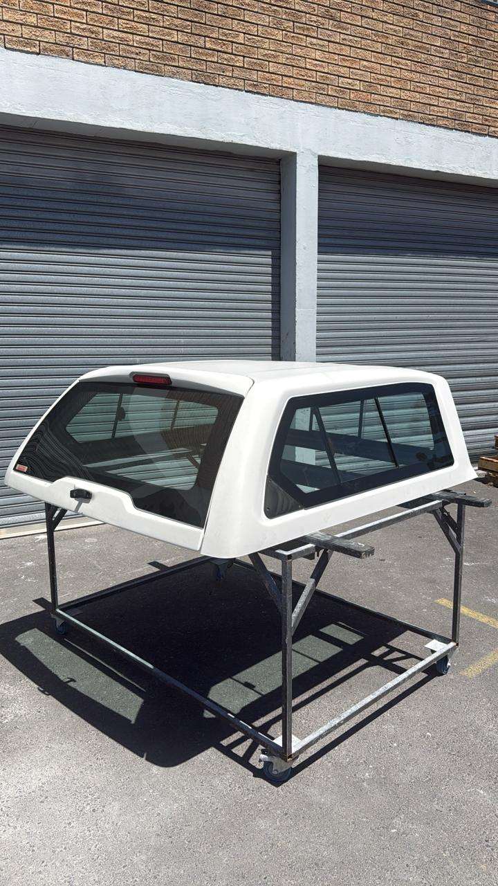 Beekman - Toyota 2016-Used Canopy-Andycab-AndyCab