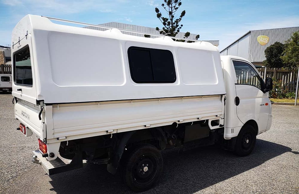 Hyundai H100 Single Cab-Canopy-Hyundai-White-AndyCab