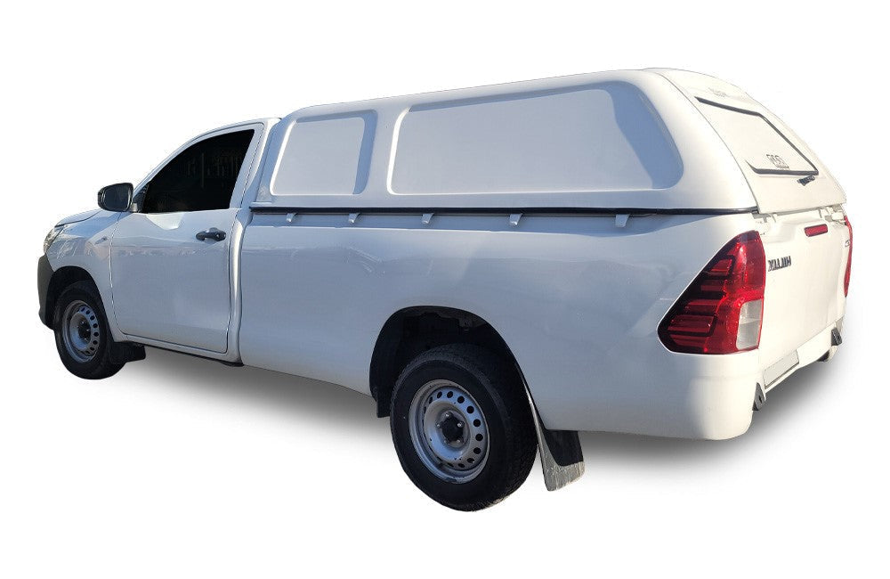 Toyota GD6 Single Cab Low Roof Roadrunner Blankside