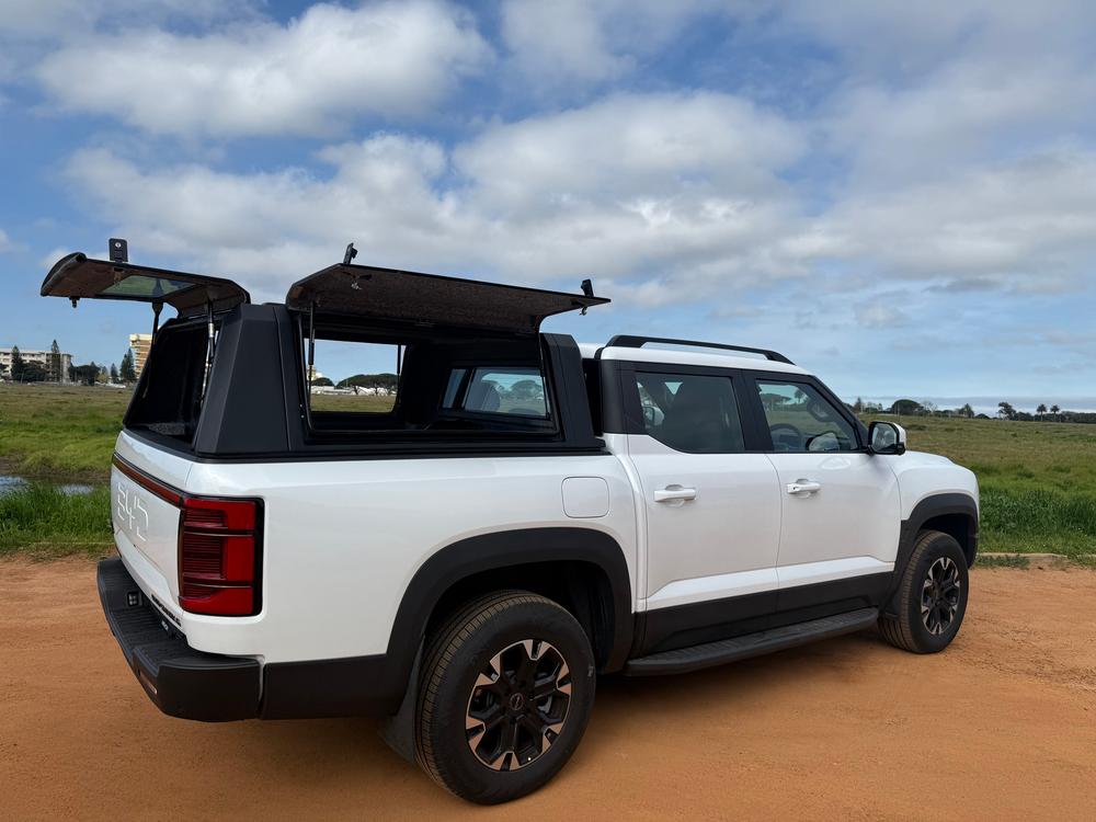BYD Shark Double Cab Predator Blankside-Canopy-BYD-Black-AndyCab