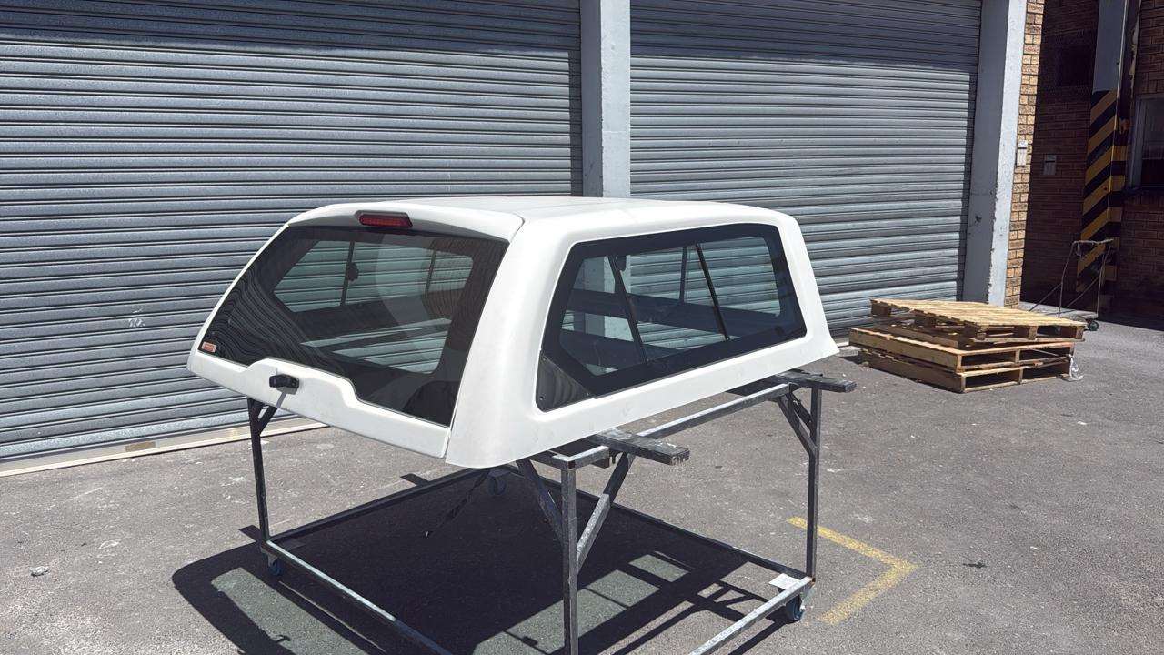 Beekman - Toyota 2016-Used Canopy-Andycab-AndyCab