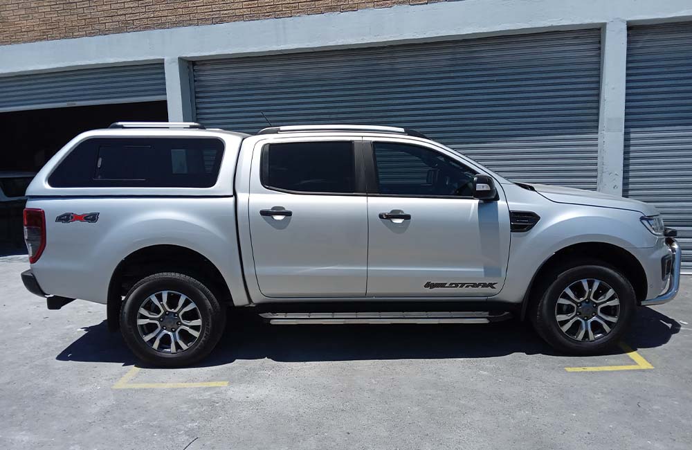 Ford T6 Double Cab Platinum-Canopy-Ford-White-AndyCab