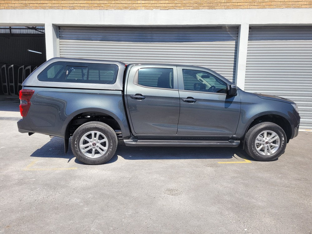 Isuzu Gen 7 Double Cab Platinum-Canopy-Isuzu-White-AndyCab