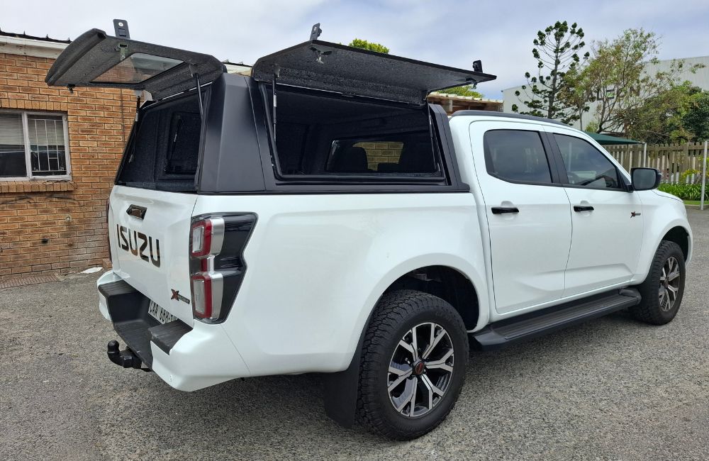 Isuzu Gen 7 Double Cab Canopy | Predator – AndyCab