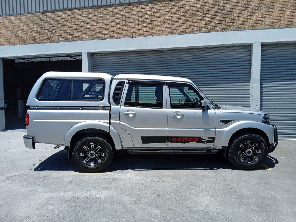 Mahindra Pik Up Double Cab Roadrunner Canopy-Canopy-Mahindra-White-AndyCab