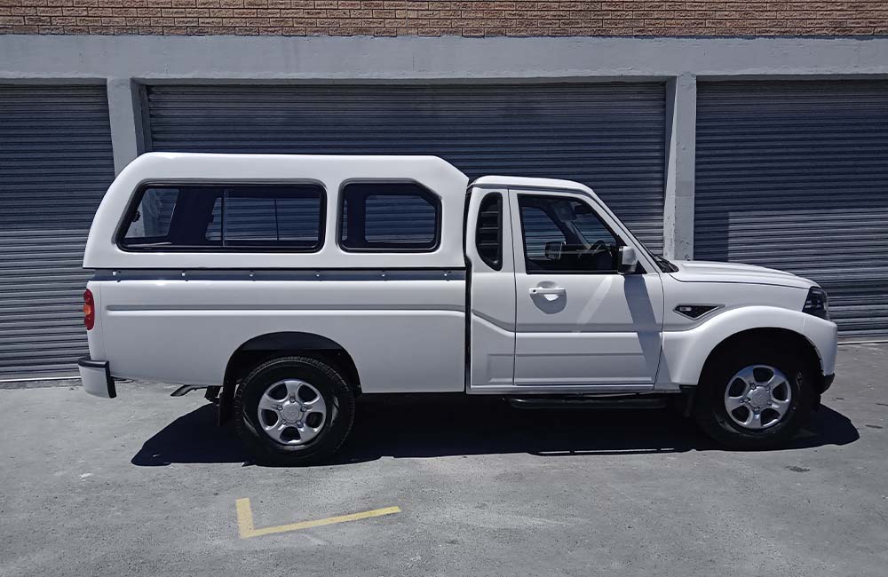 Mahindra Pik Up Single Cab Roadrunner-Canopy-Mahindra-White-Blankside-AndyCab