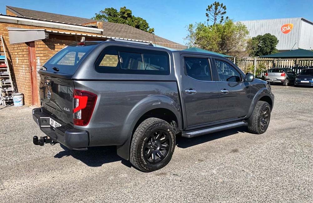 Navara Pro4x Double Cab Platinum-Canopy-Nissan-White-AndyCab